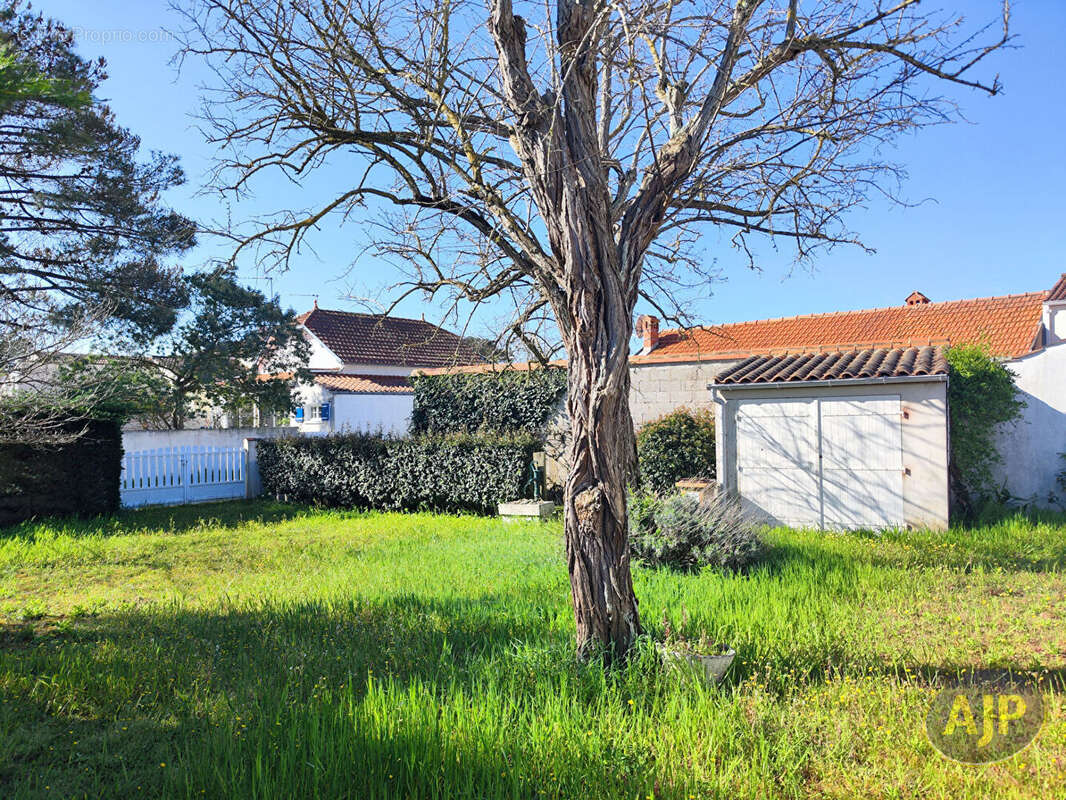Maison à L&#039;AIGUILLON-SUR-MER