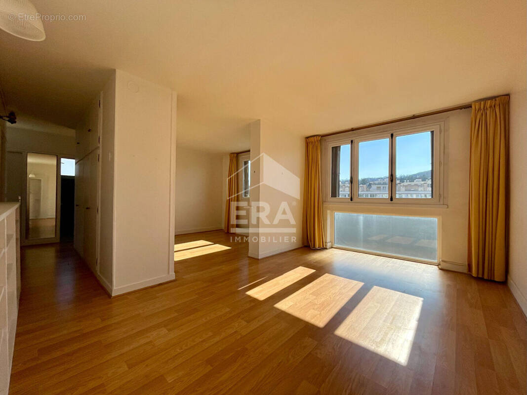 Appartement à SEVRES