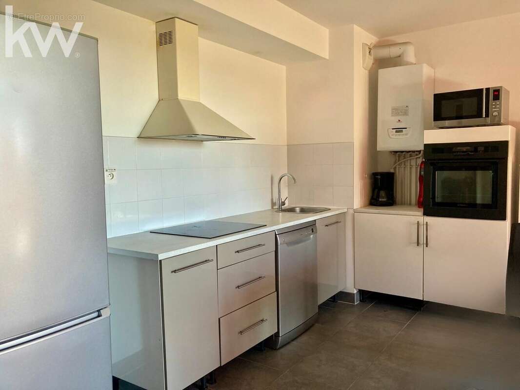 Appartement à HYERES