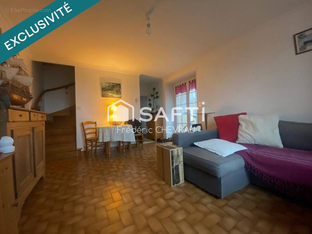 Photo 1 - Appartement à CHARNAY-LES-MACON