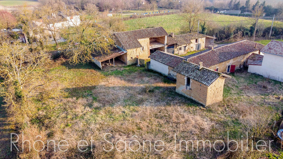 Photo 1 - Maison à MONTMERLE-SUR-SAONE