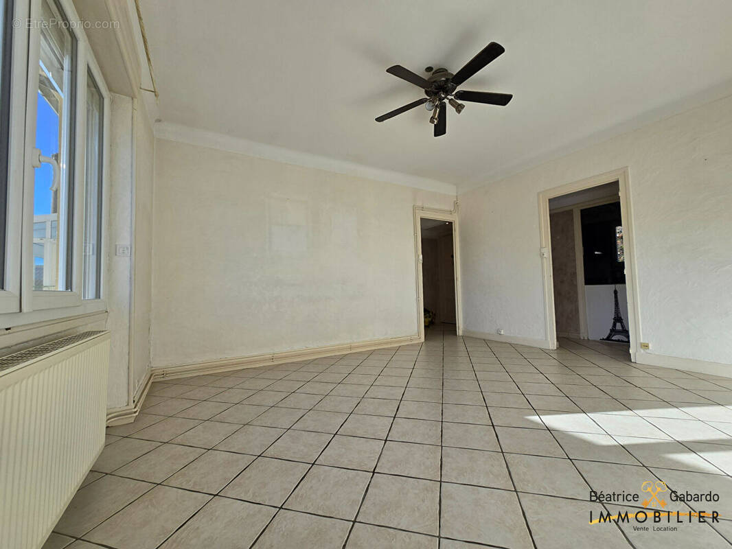 Appartement à L&#039;ARBRESLE