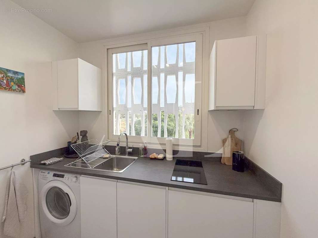 Appartement à VALLAURIS