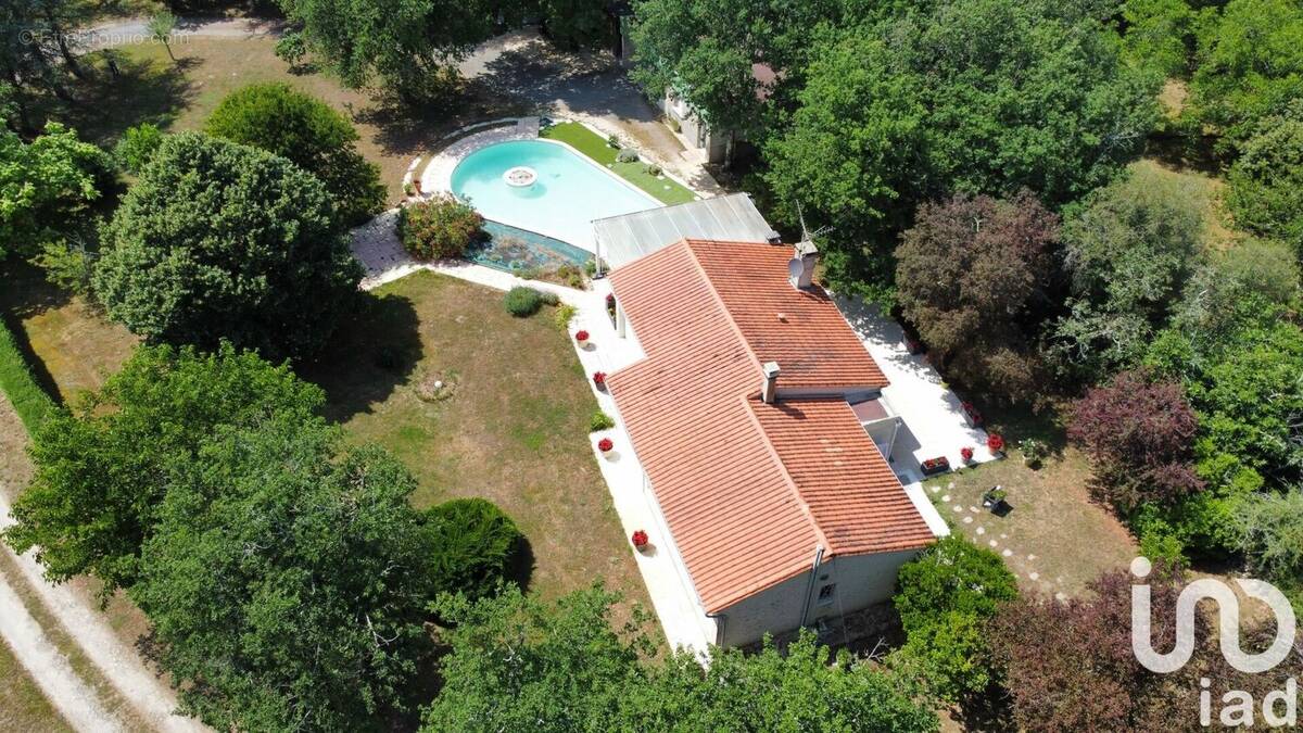 Photo 1 - Maison à PRANZAC