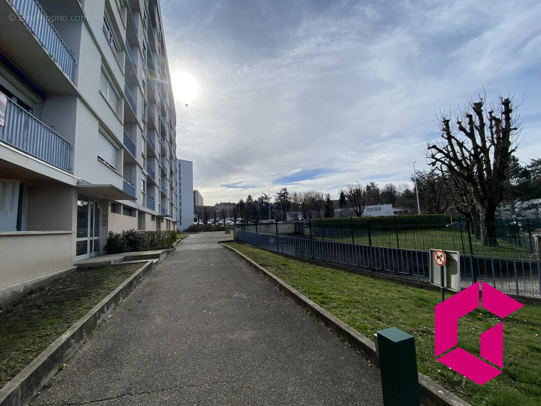 Appartement à FIRMINY