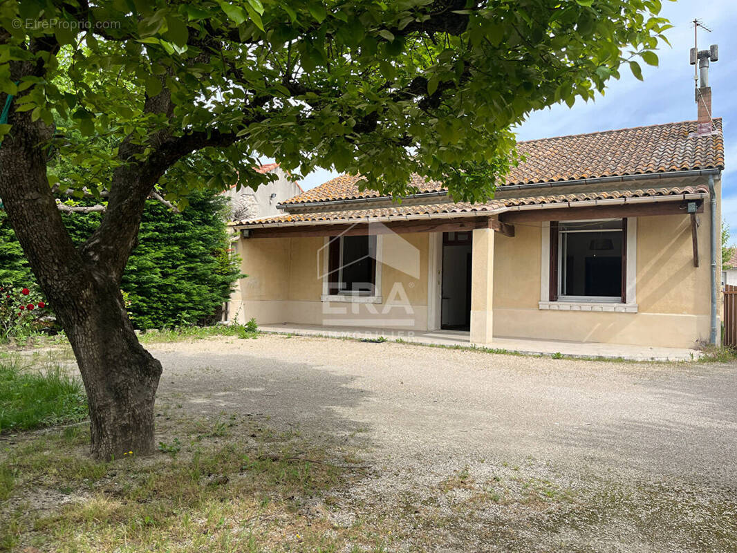 Maison à ROGNONAS