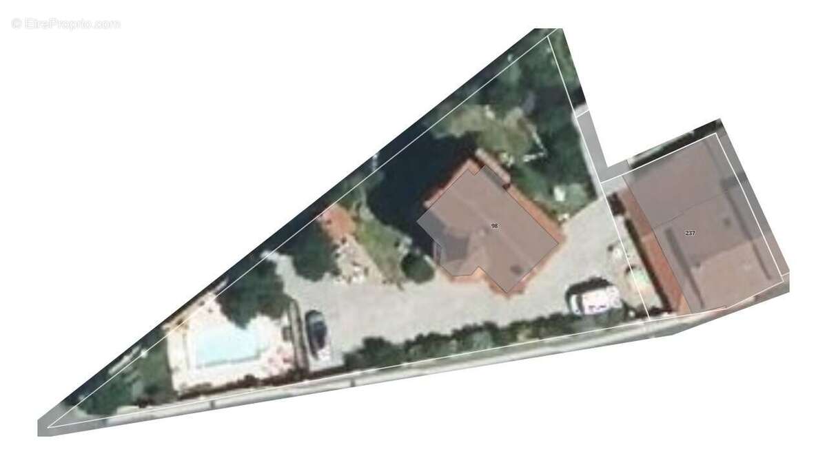 Photo 2 - Maison à USSON-EN-FOREZ