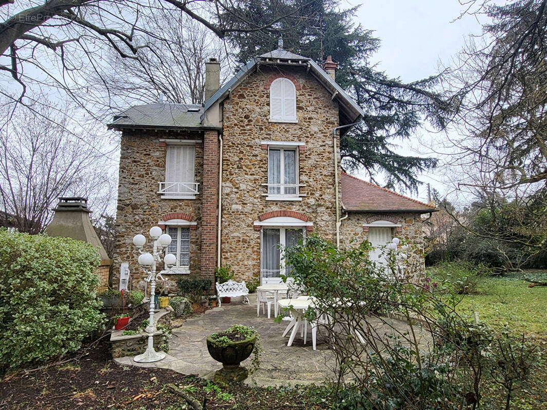 Maison à VILLEMOISSON-SUR-ORGE
