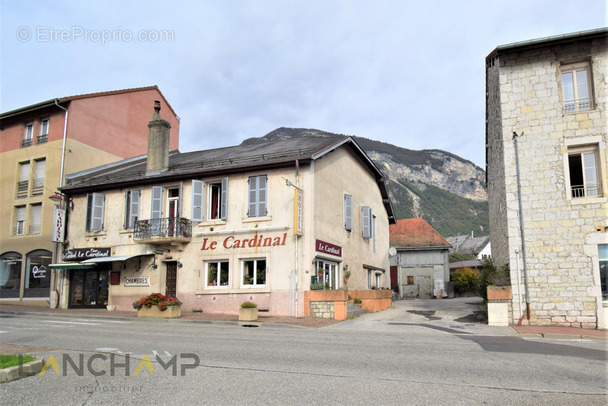 Maison à CULOZ