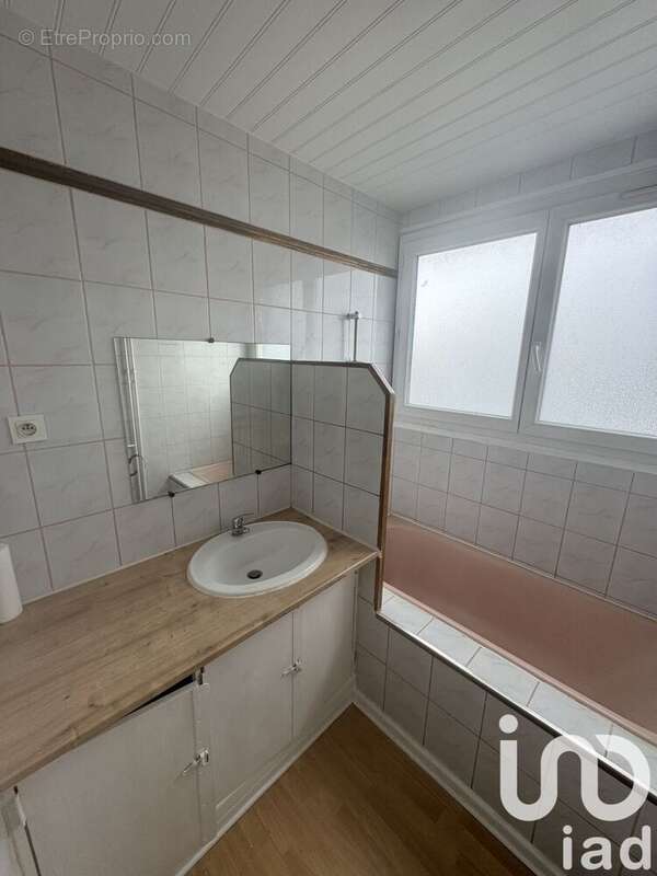 Photo 8 - Appartement à FLEURY-LES-AUBRAIS