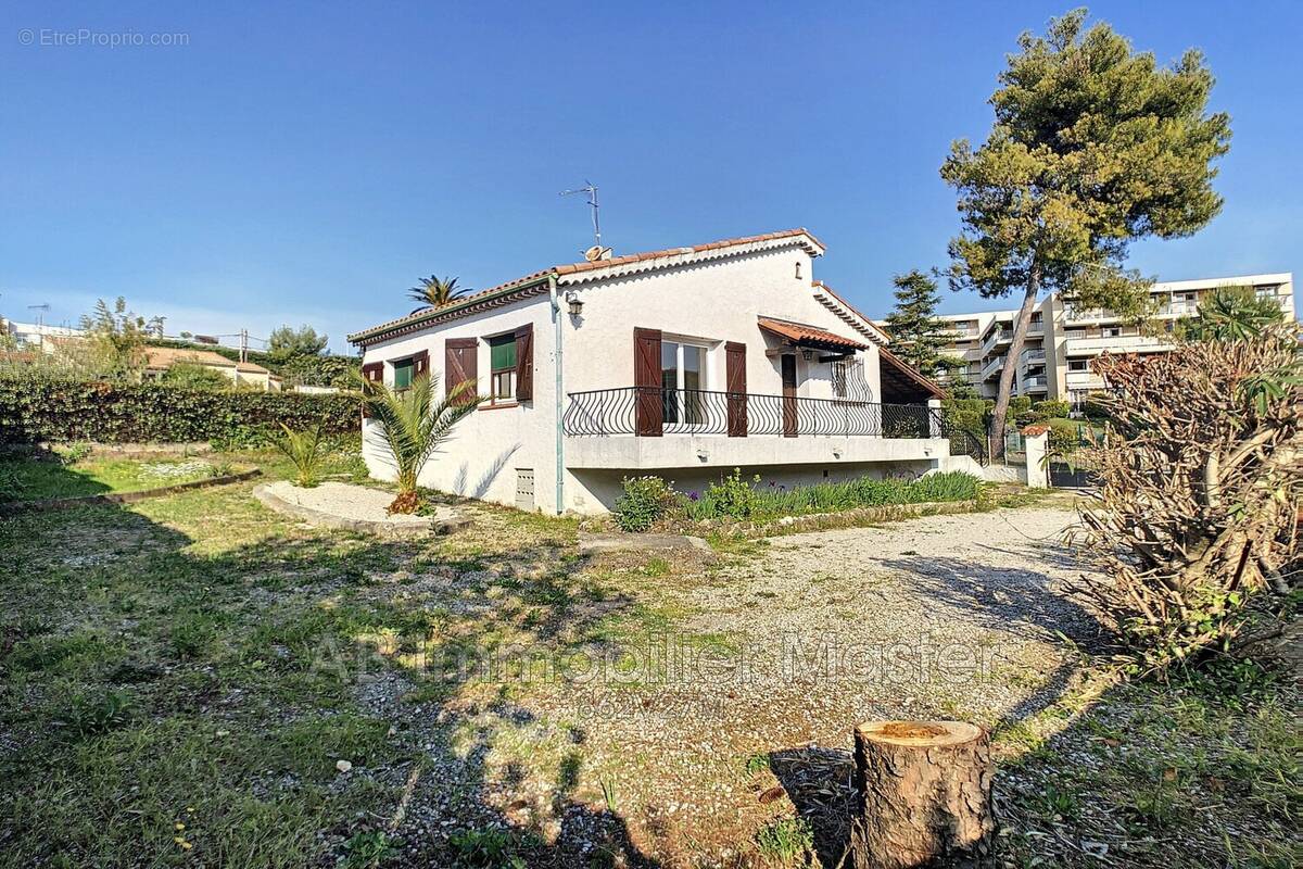 Maison à ANTIBES
