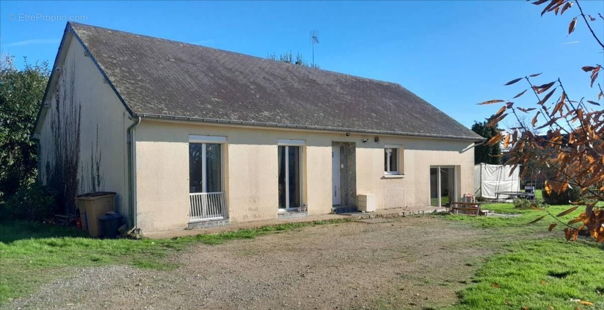 Maison à EVRON