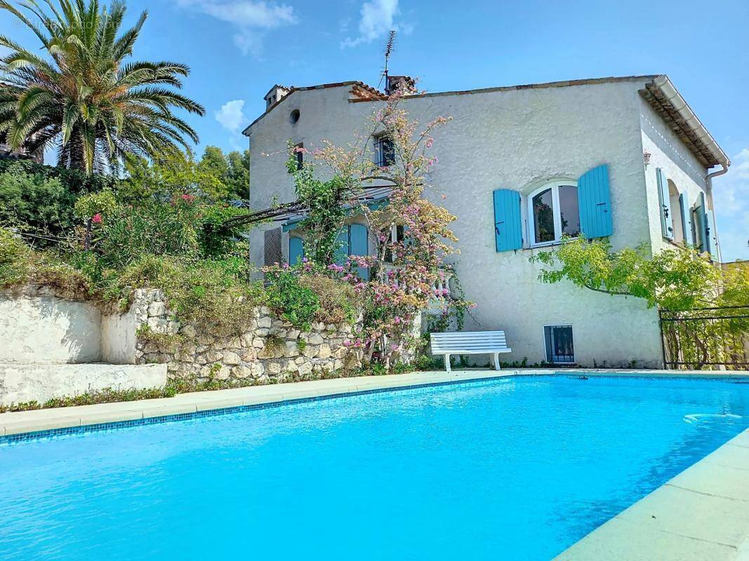 Maison à CAGNES-SUR-MER