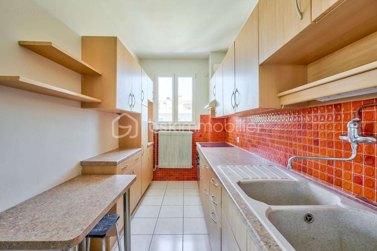 Appartement à LYON-8E