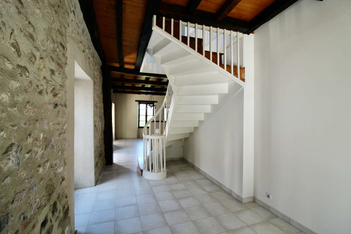 Maison à MONCLAR