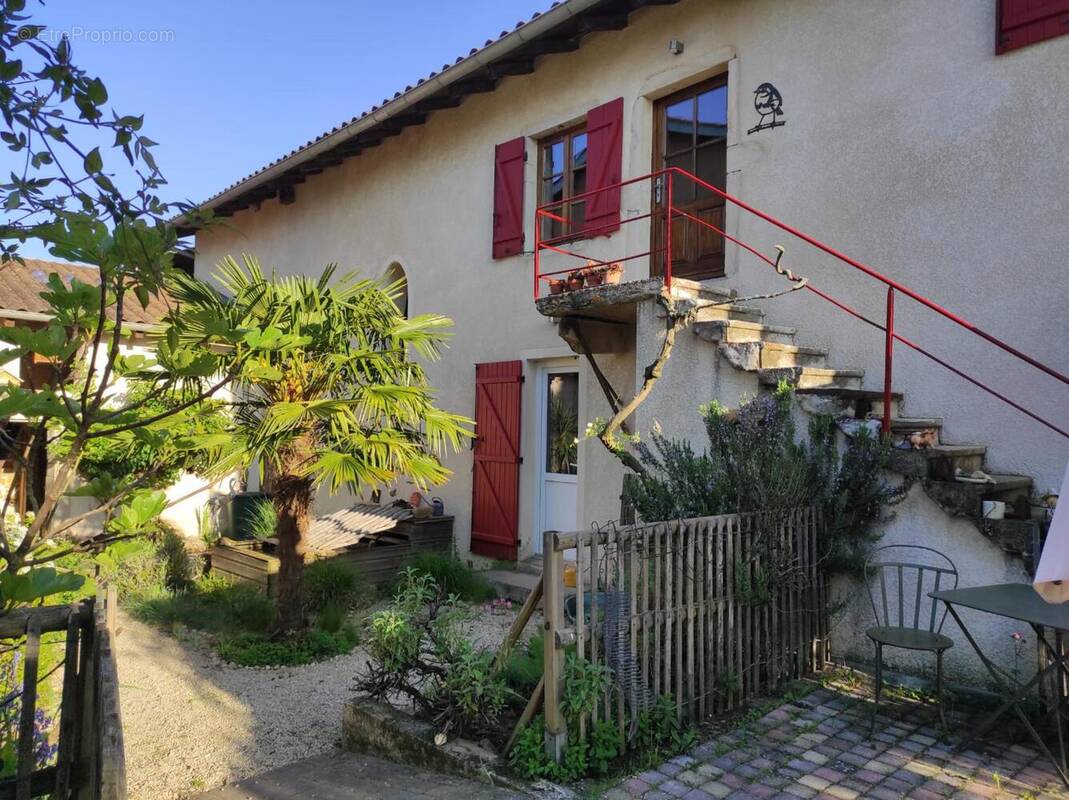 Photo 1 - Maison à ARS-SUR-FORMANS