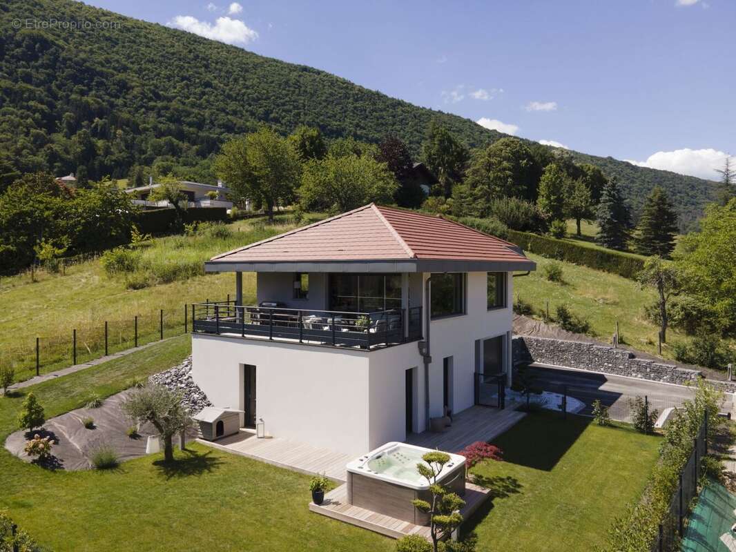 Terrain à EPFIG