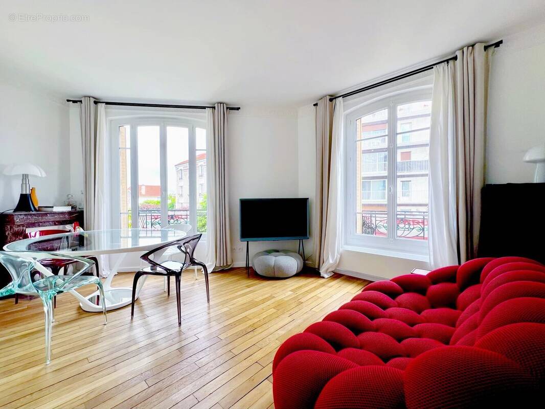 Appartement à SAINT-MAUR-DES-FOSSES