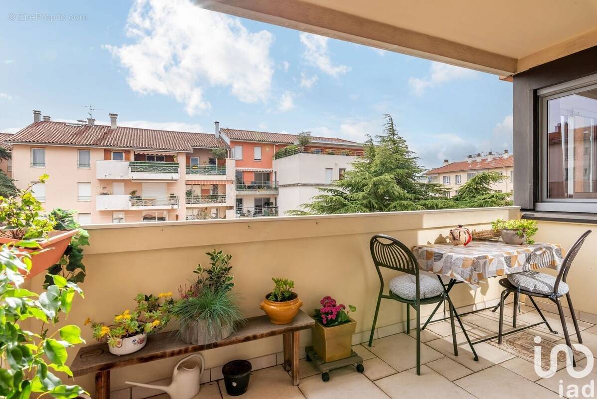 Photo 1 - Appartement à LYON-3E