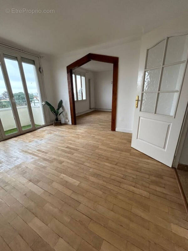 Appartement à MAISONS-LAFFITTE