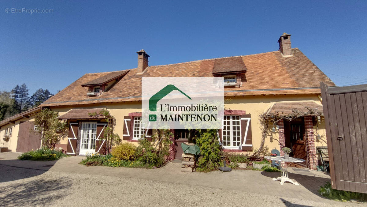 Maison à MAINTENON