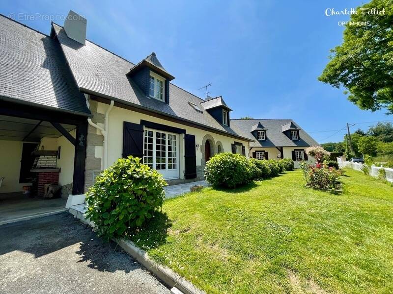 Maison à LE MINIHIC-SUR-RANCE