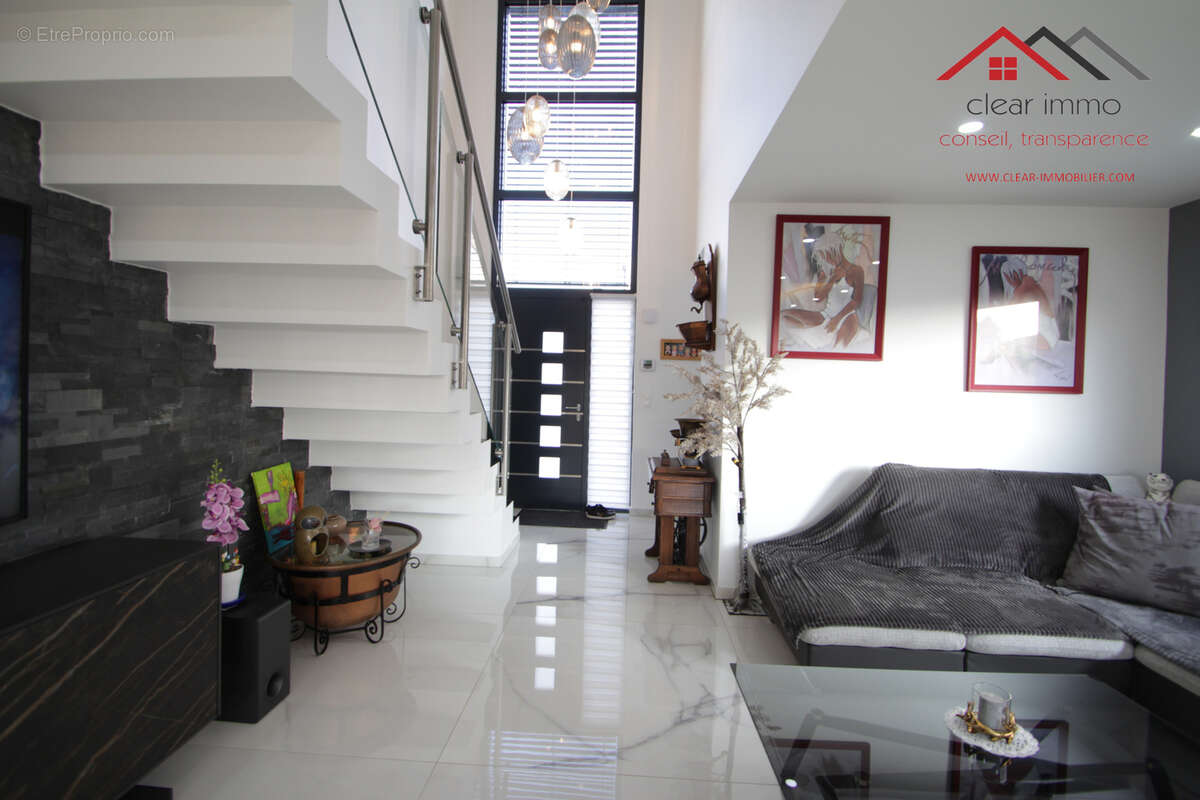 Maison à OGY