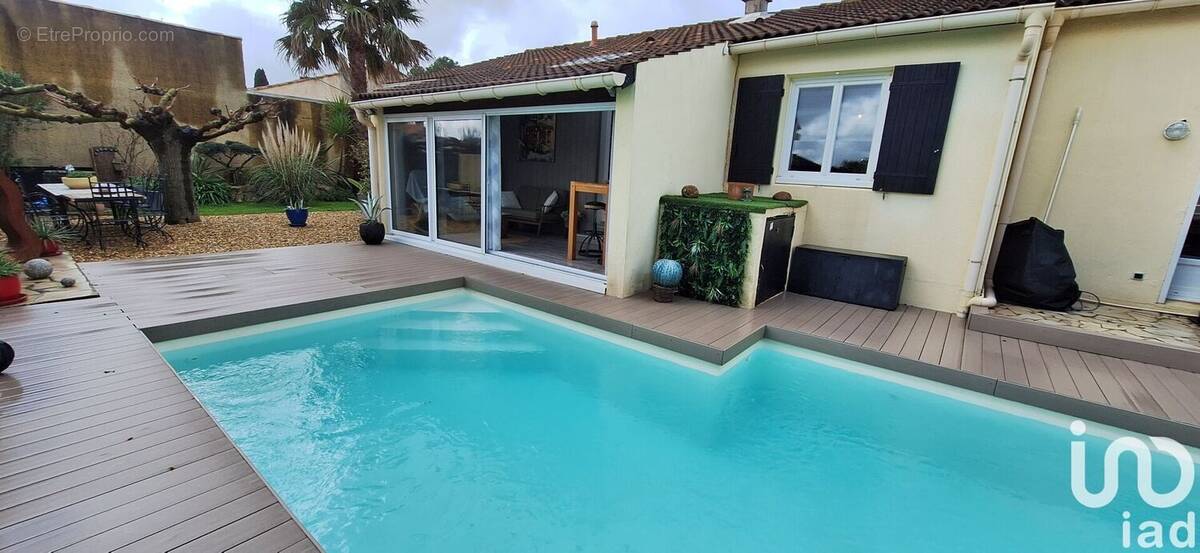 Photo 1 - Maison à CALVISSON