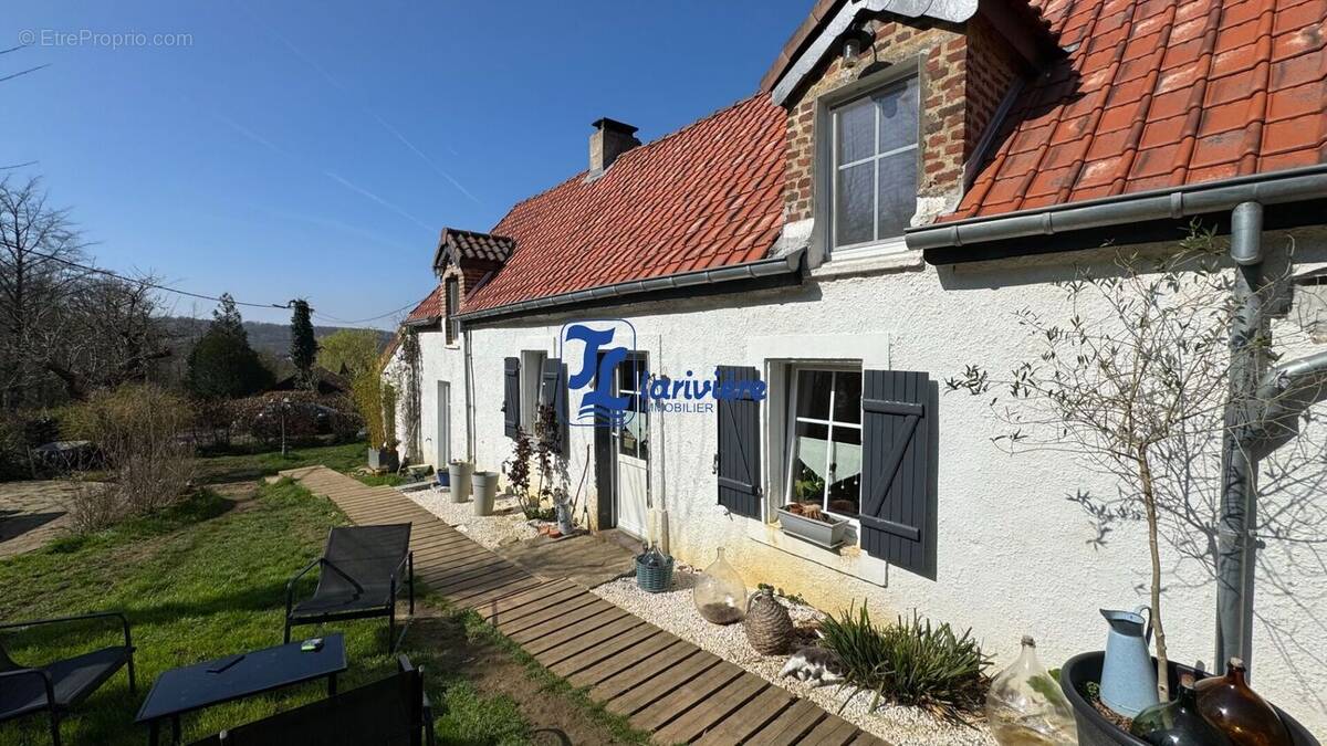 Maison à LA CAPELLE-LES-BOULOGNE