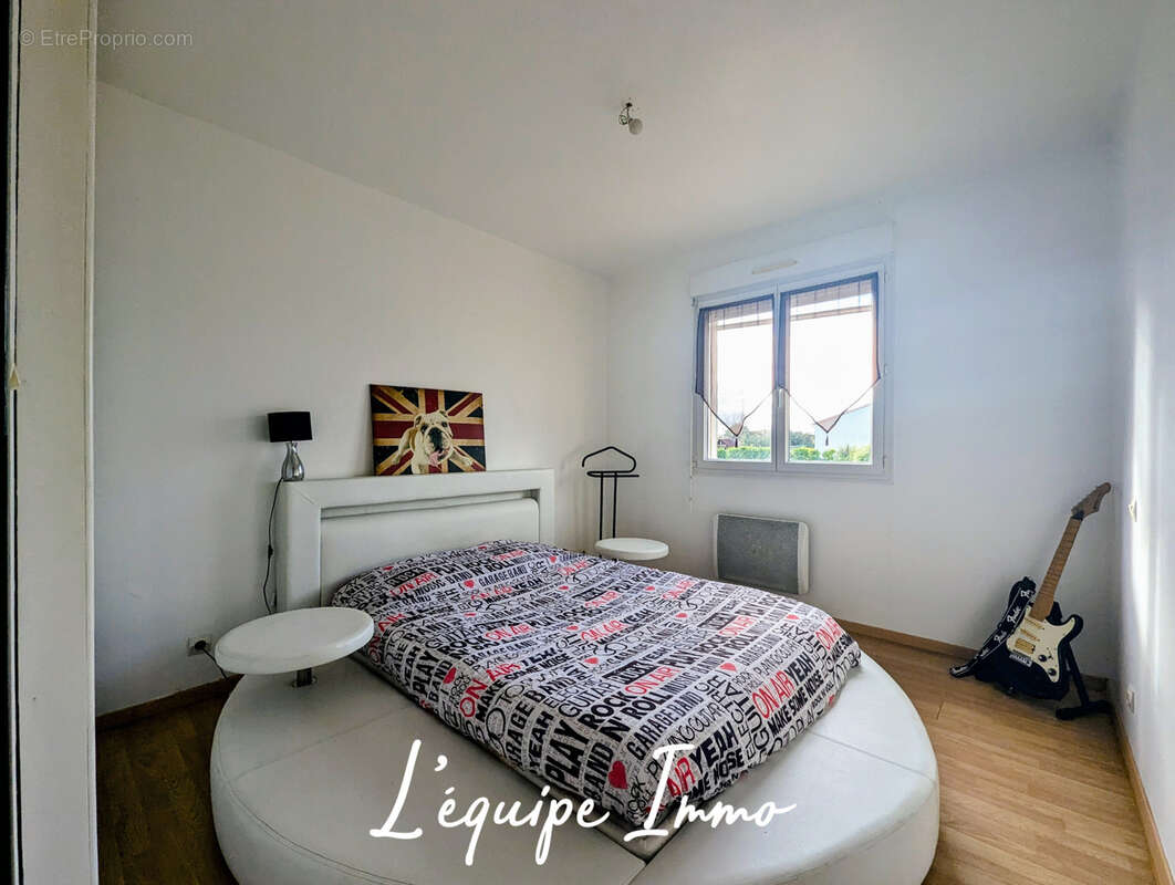 Maison à MONTAIGUT-SUR-SAVE