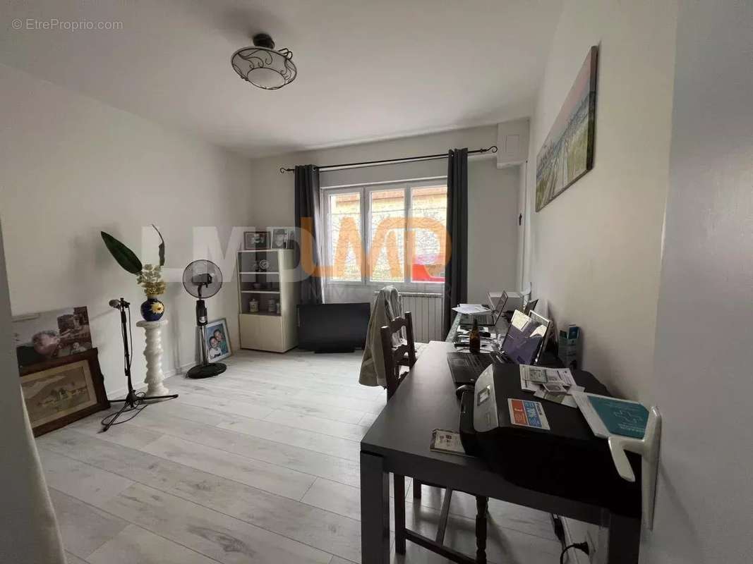 Appartement à AUBIN