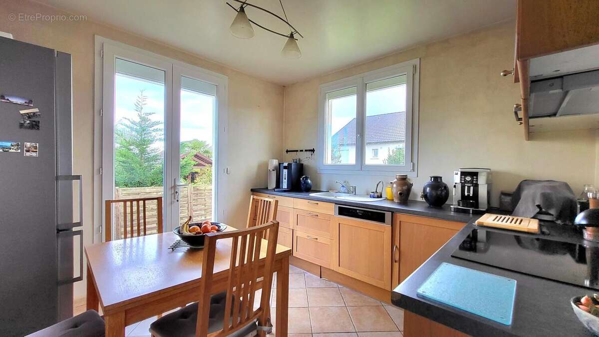 Photo 2 - Maison à LE CHATELET-EN-BRIE
