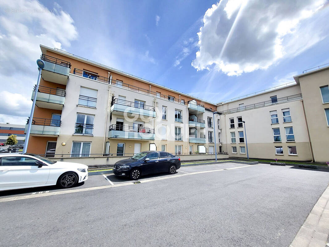 Appartement à FLEURY-SUR-ORNE