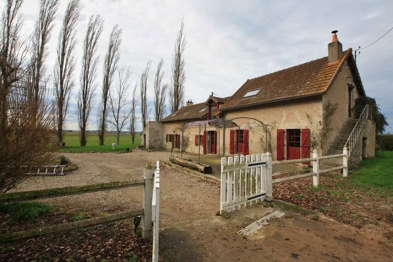 Maison à BOUCE