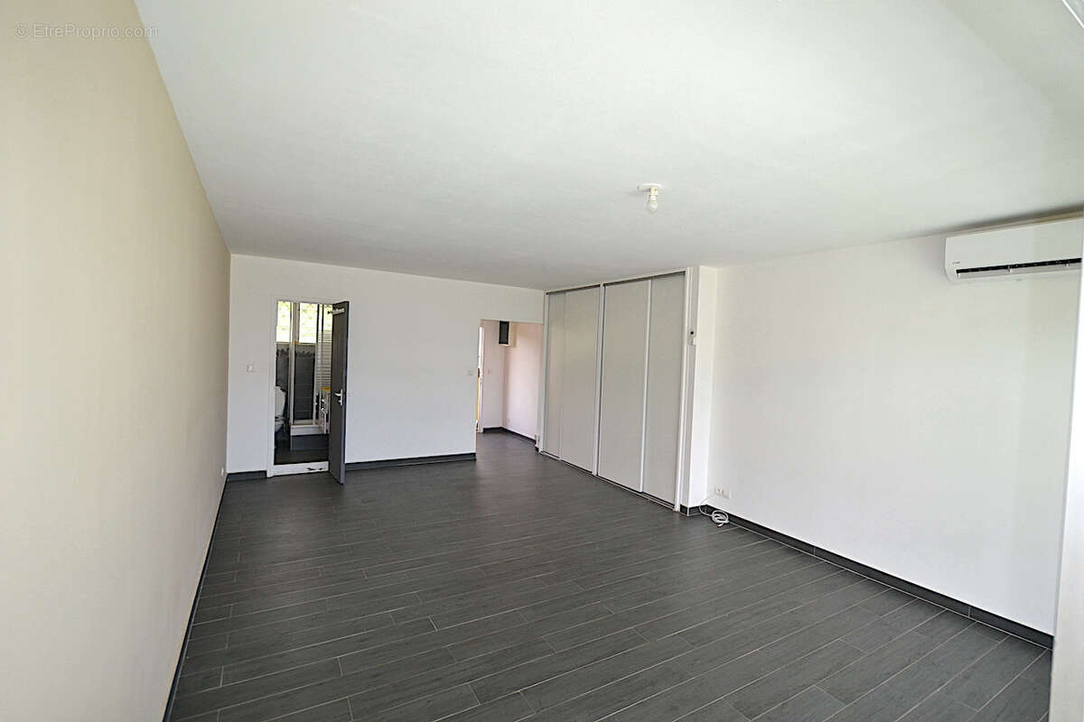 Appartement à LE GOSIER