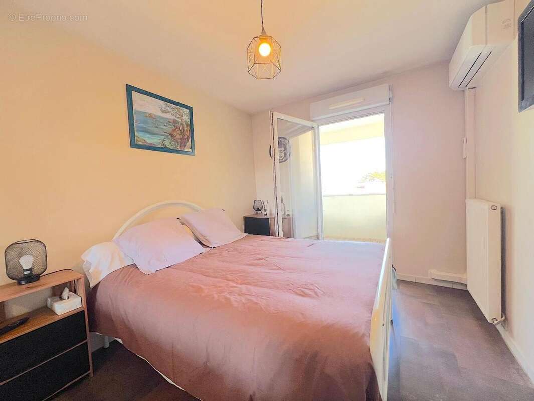   - Appartement à DECINES-CHARPIEU