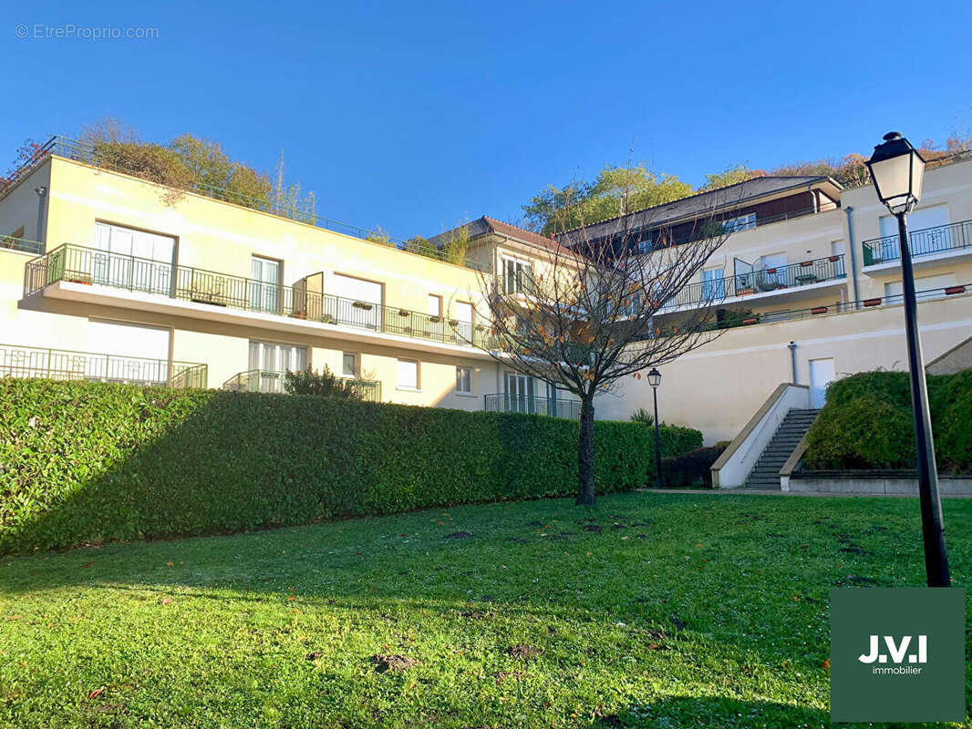 Appartement à ANDILLY