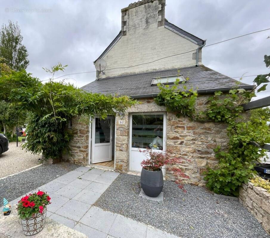 Maison à MESPAUL