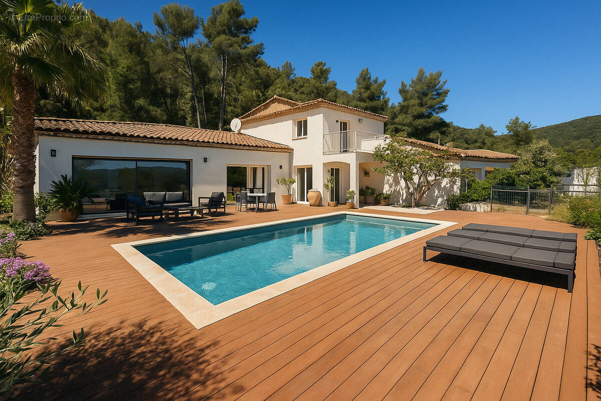 Maison à SOLLIES-PONT