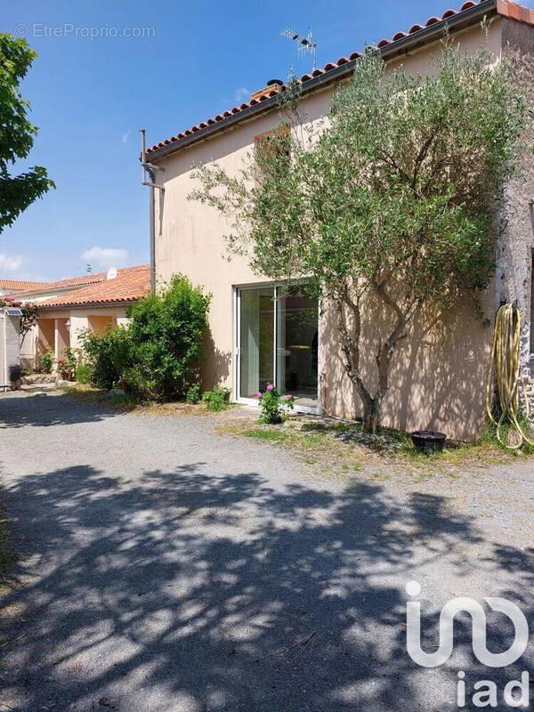 Photo 1 - Maison à ANGLES