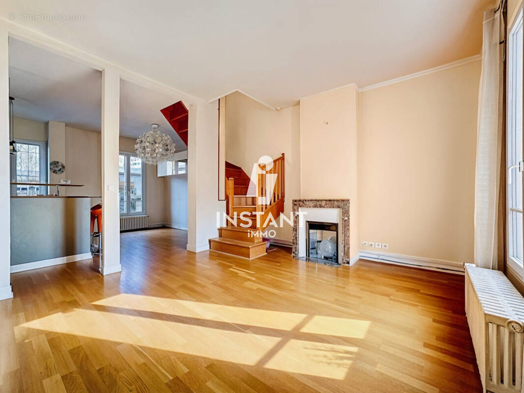 Appartement à MAISONS-ALFORT