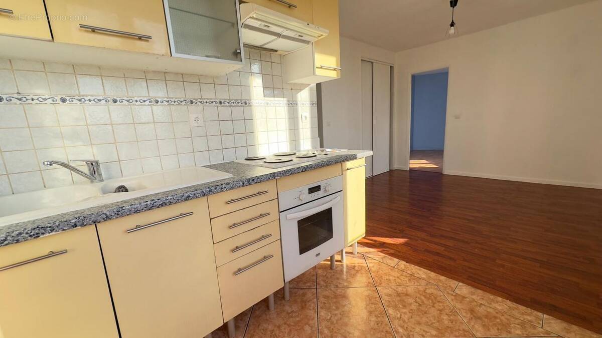 Appartement à NEUILLY-PLAISANCE