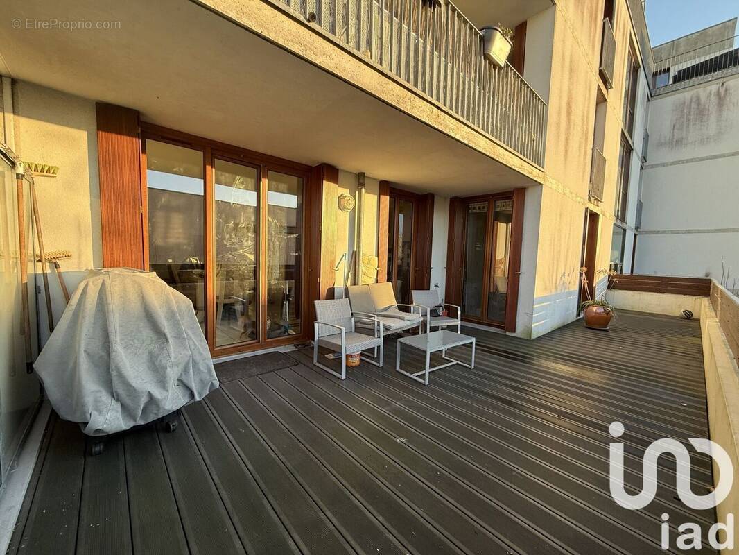 Photo 1 - Appartement à SAINT-JACQUES-DE-LA-LANDE