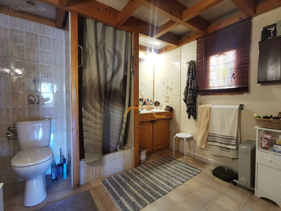 Appartement à DIEULEFIT