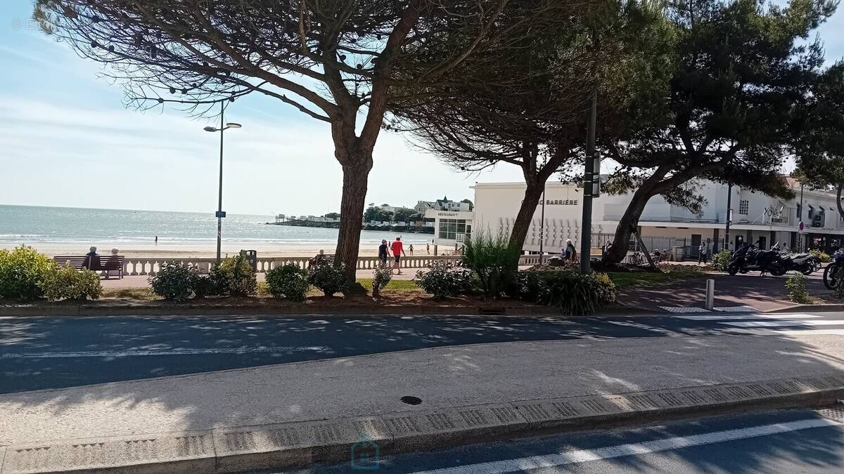 Appartement à VAUX-SUR-MER