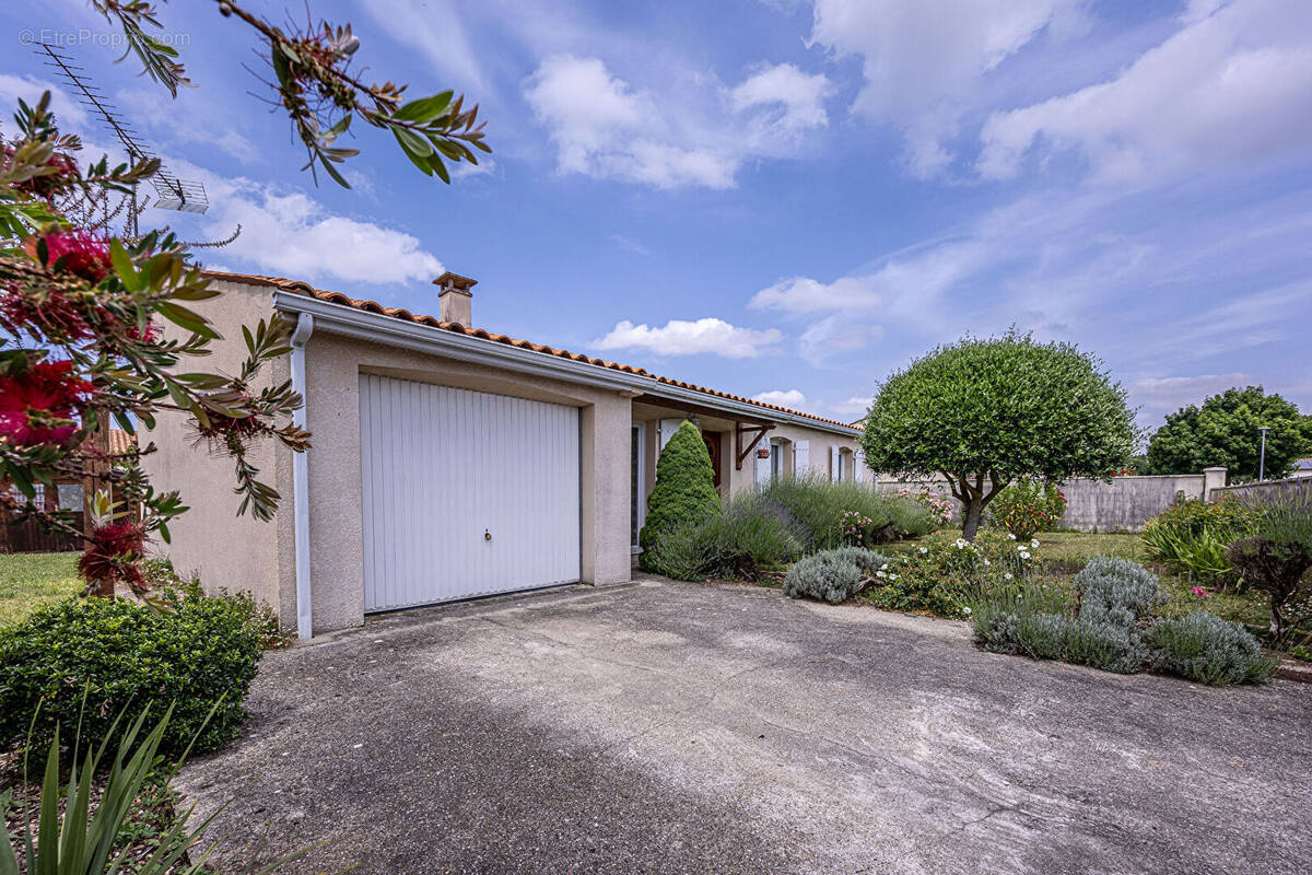 Maison à SAUJON