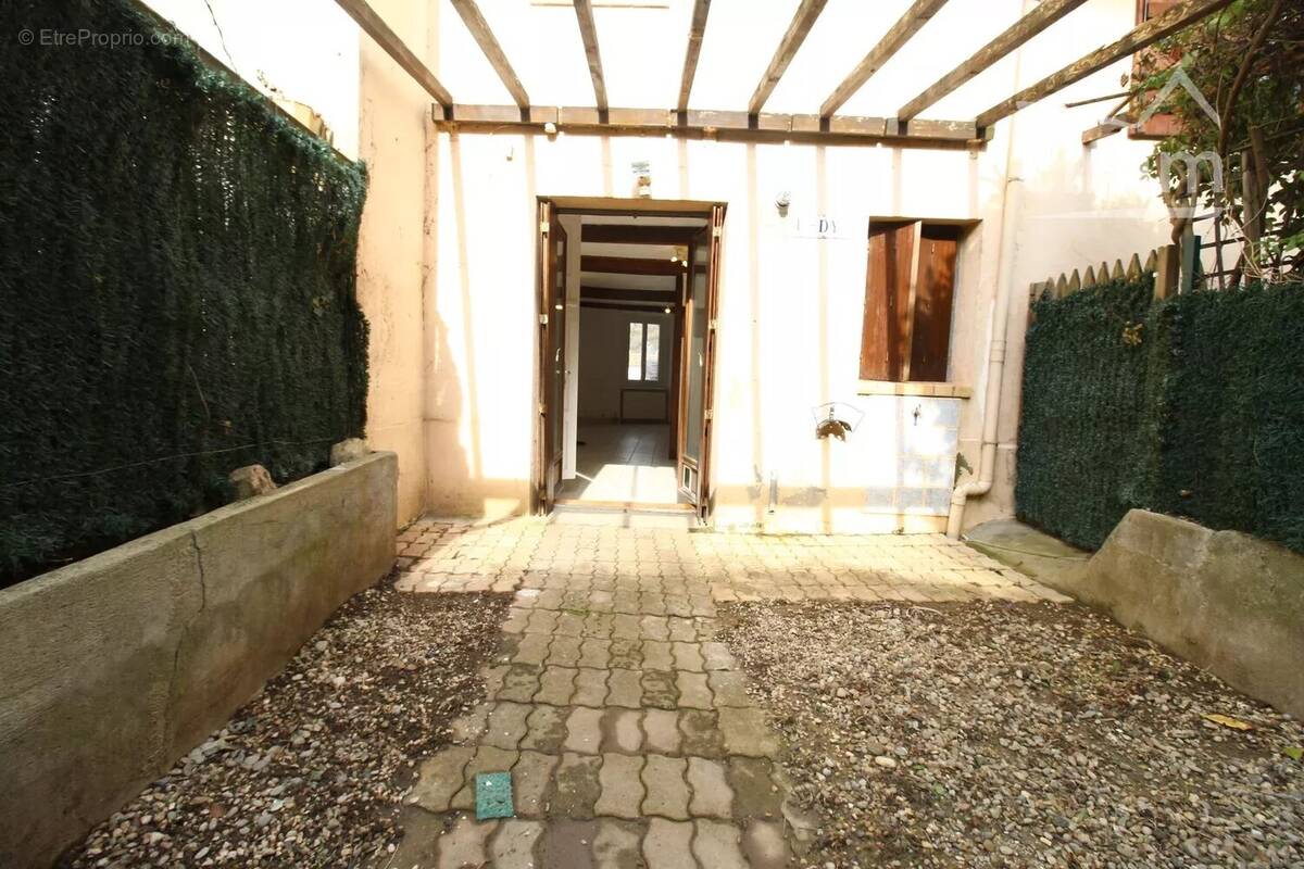 Maison à ESPERAZA