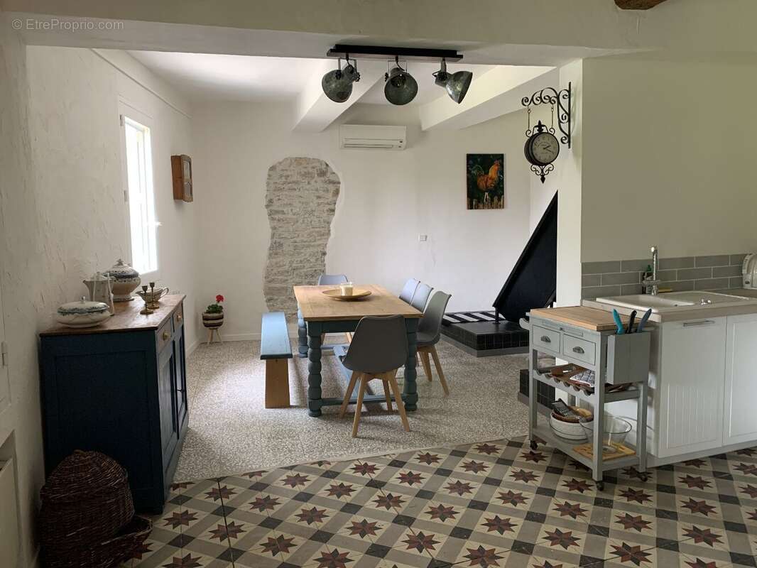 Maison à POMPIGNAN