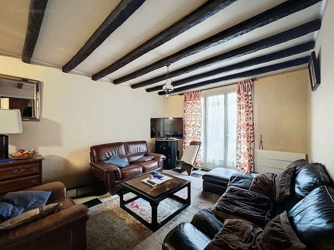 Maison à CHAUMONT-EN-VEXIN