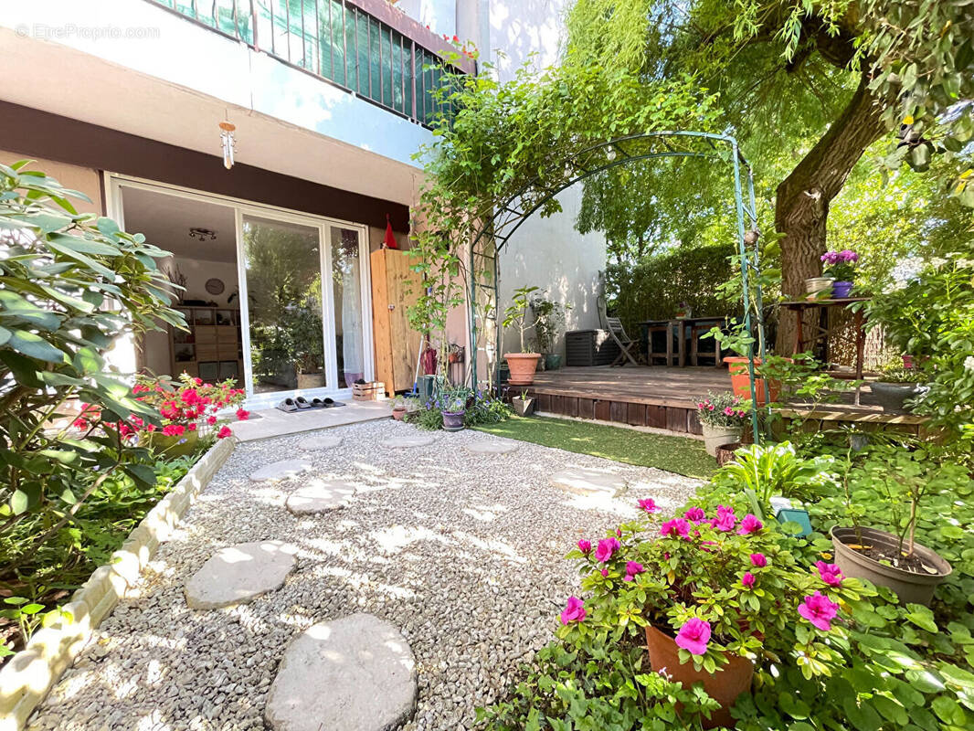Appartement à VERRIERES-LE-BUISSON